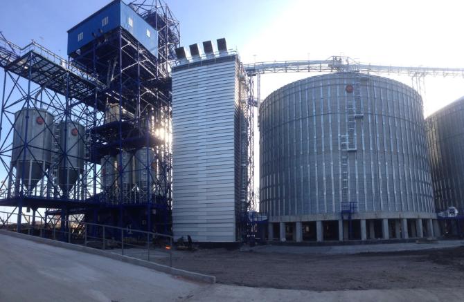 1. Зерносушилки STRAHL серии FR